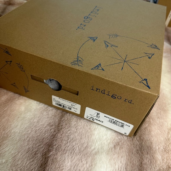 NIB Indigo Rd Booties - Picture 2 of 5